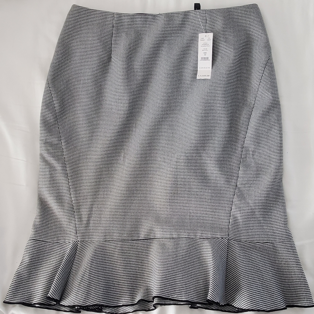 White House Black Market houndstooth pencil skirt 10